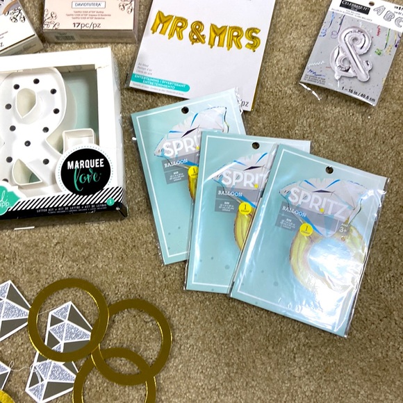 HUGE LOT Wedding Bachelorette Bridal Shower Decorations Balloons Banners… - Picture 4 of 6